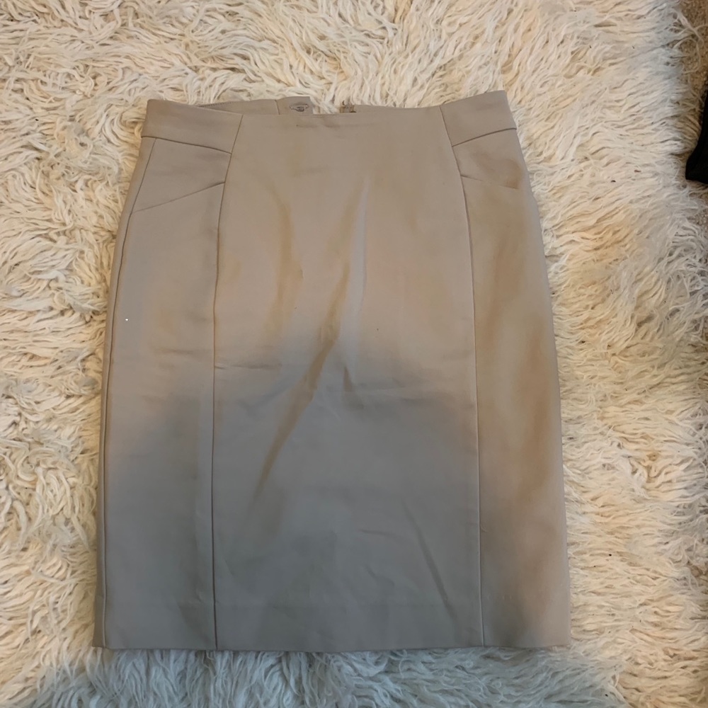 Beige pencil skirt